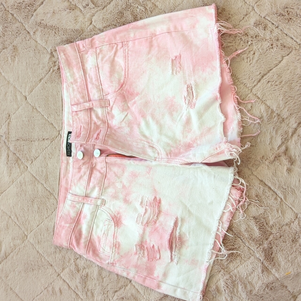 Fashion Nova Pink Shorts